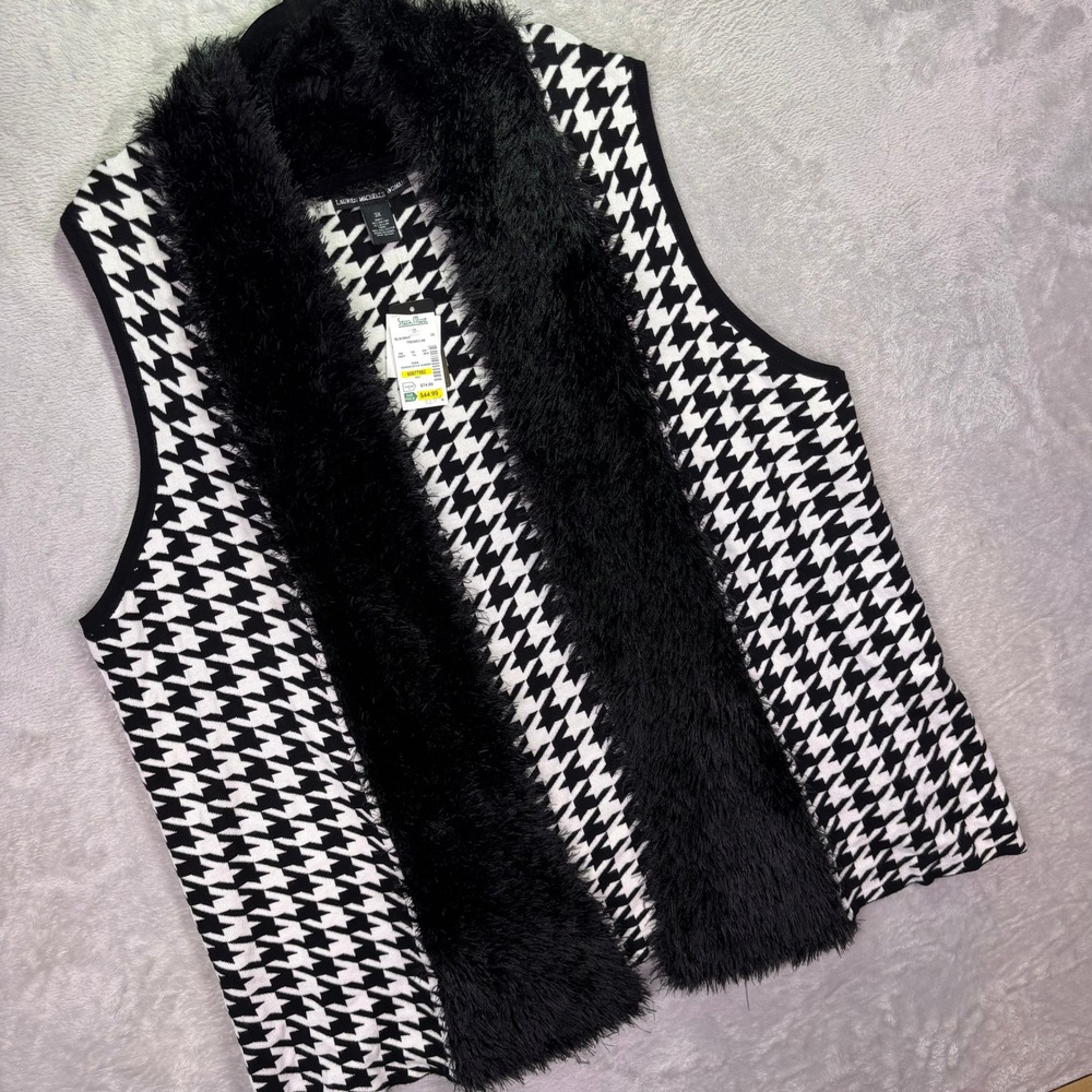 NWT Lauren Michelle Woman Vest 3X Black White Houndstooth Faux Fur Open Front